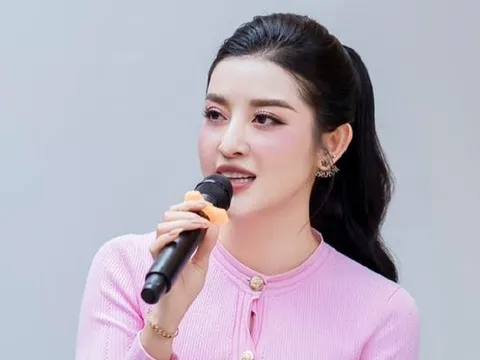 Á hậu Huyền My gặp vấn đề về sức khỏe, tiết lộ ho "cảm giác đến mức bằng 30 năm cộng lại"