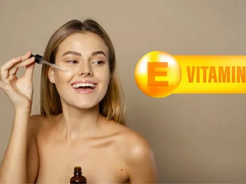 Sản phẩm chứa vitamin E có tác dụng gì trong việc phục hồi da?