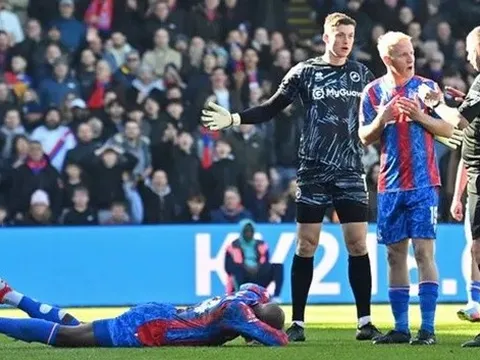 Phản ứng của sao Premier League sau chấn thương nghiêm trọng