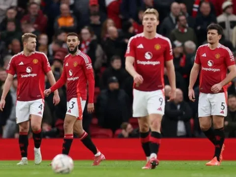 ''Maguire và De Ligt không có sự kết nối''