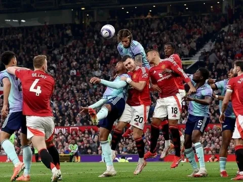 Người hùng thầm lặng của MU khi hòa Arsenal
