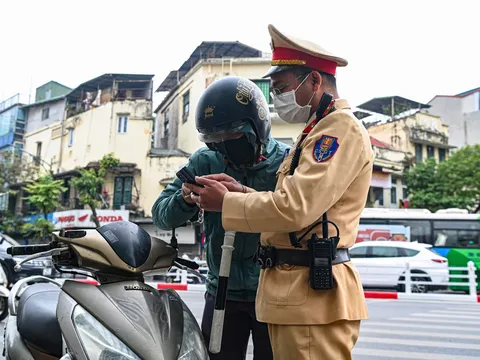 Từ năm 2025: Một lỗi vi phạm giao thông nhiều người mắc phải có thể CSGT phạt tới 150 triệu đồng