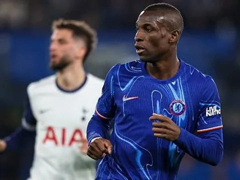 Bất chấp những chỉ trích, Chelsea cần Nicolas Jackson