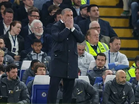 Chelsea đẩy Tottenham vào một mùa giải tệ hại chưa từng thấy
