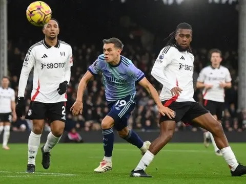 Lý do Arsenal phải loại bỏ Trossard