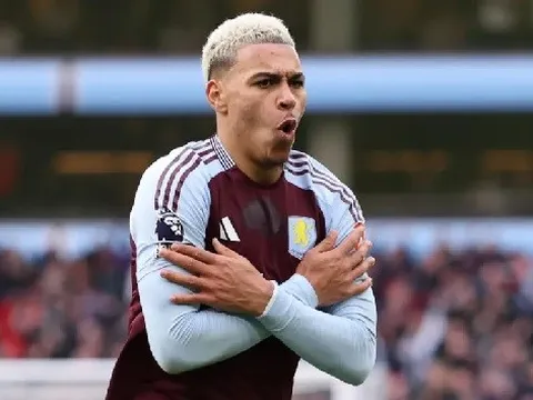 Liverpool để mắt đến 'cỗ máy kiến tạo' của Aston Villa