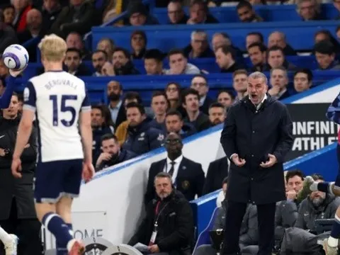 Postecoglou 'chiến tranh' với CĐV Tottenham