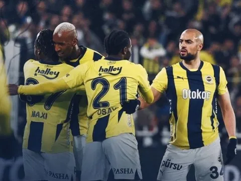 Mourinho sống lại hy vọng vô địch cùng Fenerbahce