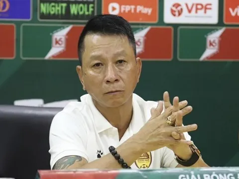 HLV Quảng Nam chia sẻ về tình trạng nhường điểm tại V-League