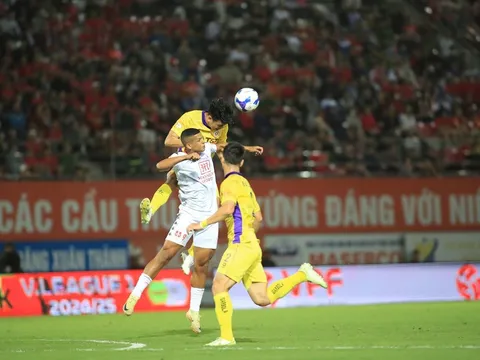 Nam Định sẩy chân, Hà Nội FC lỡ cơ hội trong cuộc đua ngôi vương