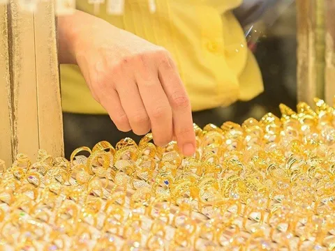 Hôm nay 21/4: Giá vàng tăng, lấy lại đỉnh lịch sử