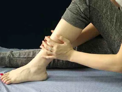 Cảnh báo: Hơn 25% người trưởng thành đang đối mặt với nguy cơ sức khỏe nghiêm trọng do thói quen ngồi lâu, đứng lâu
