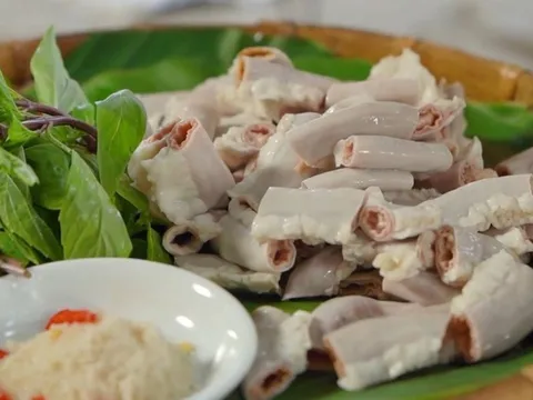 Bỏ thứ này vào nồi nước luộc: Lòng trắng tinh, giòn sần sật lại không hôi
