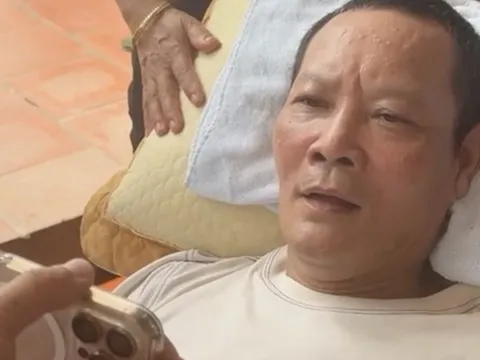 Diễn viên Thái Hòa bị liệt nửa người, chưa thể nói sau cơn đột quỵ, họ hàng phải quyên góp tiền chữa trị