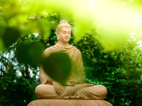 4 dấu hiệu cho thấy bạn đang mang "Nghiệp" nặng
