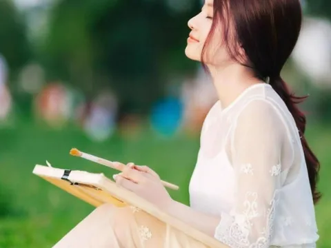 Phụ nữ khôn ngoan biết tỏa ra khí chất riêng với 4 loại ''tài sản''