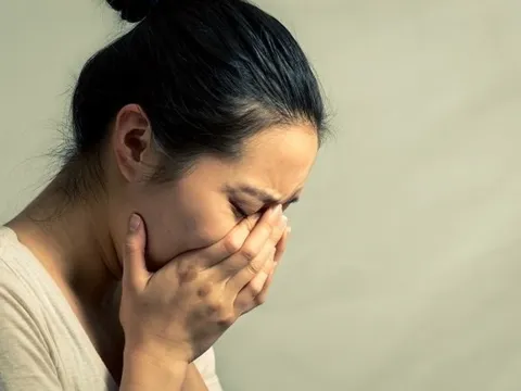 Khi phụ nữ "buông tay" là đã gom đủ thất vọng