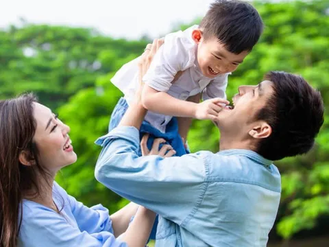 "Một con trai, một con gái" lỗi thời rồi: Gia đình kiểu này mới là chuẩn hạnh phúc thời hiện đại