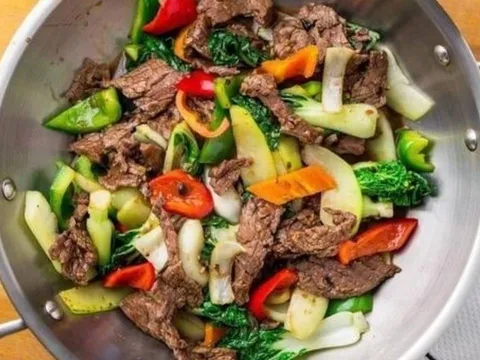 Thịt bò xào không dai, mềm ngon và thơm nức với gia vị này – Bí quyết đơn giản ai cũng nên biết