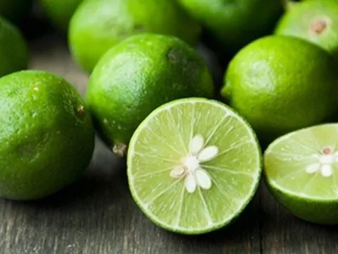 Loại cây mọc um tùm ở quê, được ví như 'nhân sâm người nghèo' giúp chống lão hóa, làm đẹp da