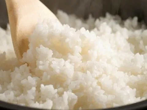 Thực hư, không ăn cơm và mì có thể giúp giảm cân nhanh chóng?