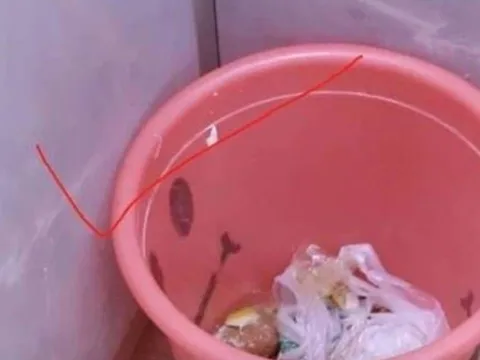 Tổ tiên dặn dò: Đặt thùng rác sai 3 vị trí này, tiền bạc đội nón ra đi, nghèo suốt đời không khá nổi