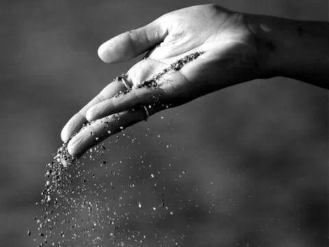9 điều nhất định bạn phải buông bỏ thì cuộc đời mới an nhàn, phú quý