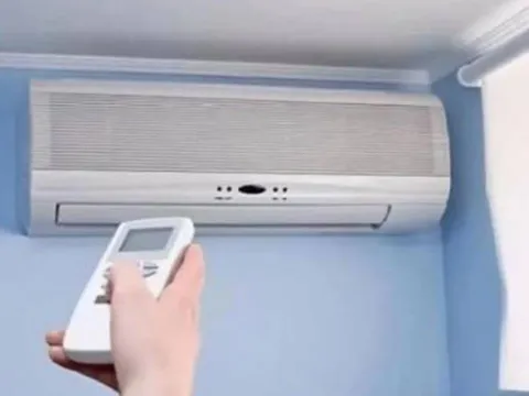 Tại sao không nên bật điều hòa 26 độ khi ngủ vào ban đêm? Chuyên gia cảnh báo sai lầm nhiều người mắc phải
