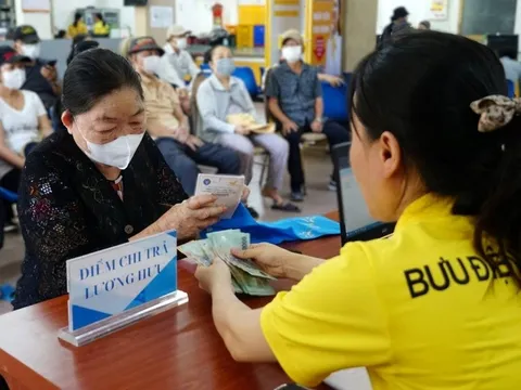 3 trường hợp sẽ bị tạm dừng lương hưu từ ngày 01/07/2025