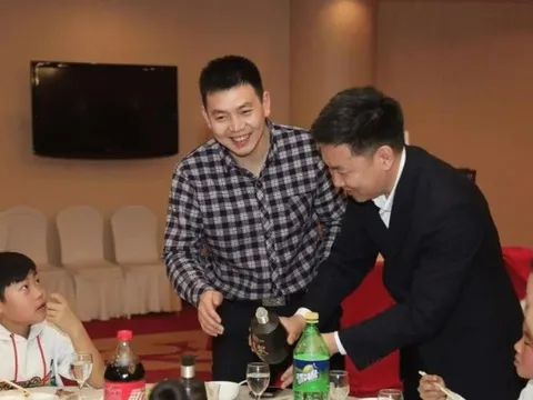 Một kiểu người trên bàn rượu không có gì nổi bật nhưng chính là 'người thực sự giỏi'