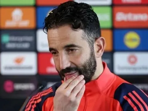 MU thua Chelsea, lập hai kỷ lục tệ nhất lịch sử Premier League