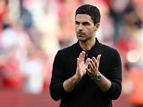 Arteta khẳng định không bất đồng quan điểm với sếp lớn của Arsenal