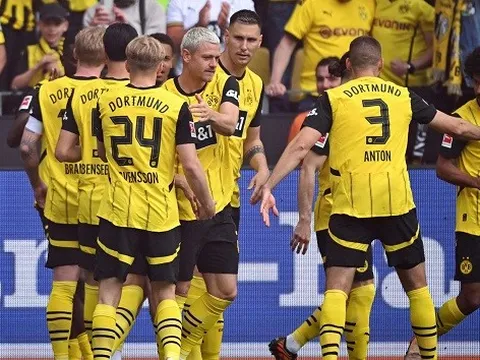 Dortmund hạ màn trong top 4 Bundesliga