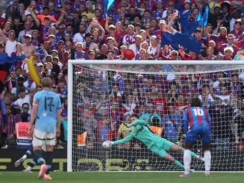 Dean Henderson: Người hùng viết nên kỳ tích cho Crystal Palace tại Wembley