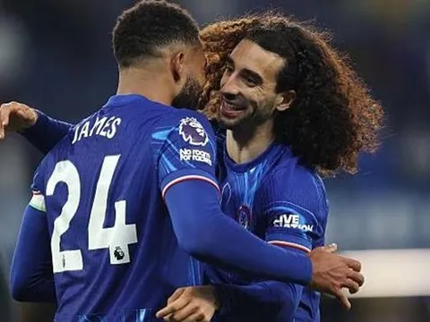 Bản lĩnh giúp Chelsea tiến gần tấm vé dự Champions League