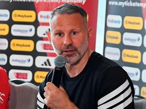 Không cần cơ bắp, chỉ cần đam mê: Ryan Giggs nhắn gửi cầu thủ Đông Nam Á