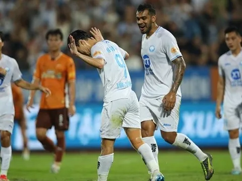 Nam Định vùi dập HAGL 6-1 trong ngày Văn Toàn, Tuấn Anh xé lưới đội bóng cũ