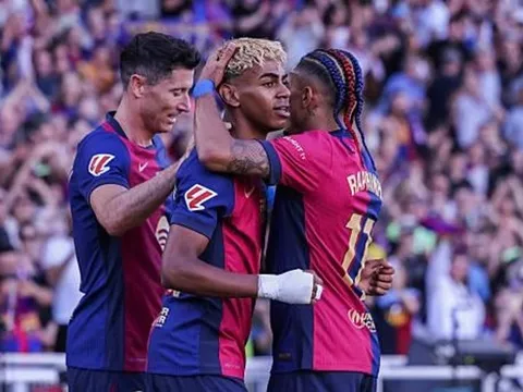 Chấm điểm Barcelona 2-3 Villarreal: Yamal vẫn hay; Cơn đau đầu ở hàng phòng ngự