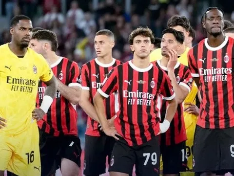 AC Milan vắng bóng ở cúp châu Âu mùa tới