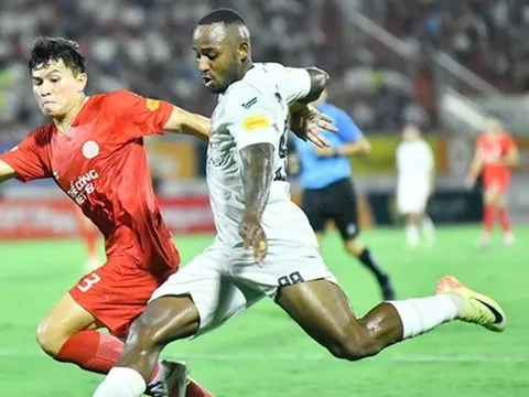 CLB Bình Định hòa Viettel 2-2, nhóm trụ hạng V-League thêm nghẹt thở