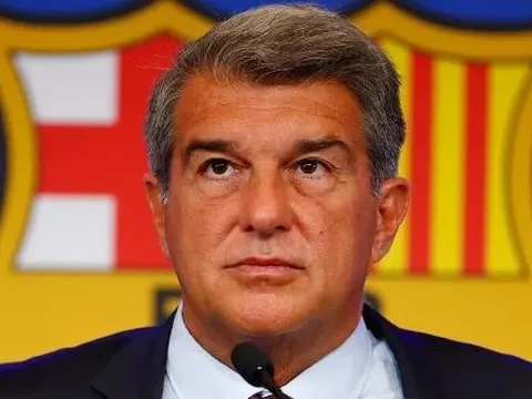 Laporta úp mở về Rashford, khẳng định Barcelona có thể mua người