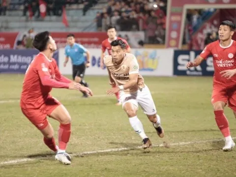 Văn Thanh tính chia tay CAHN sau 2 năm gắn bó