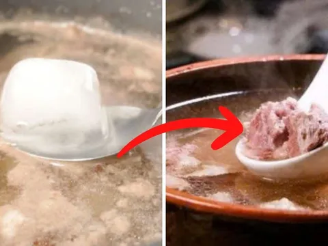 Cho đá lạnh vào nước hầm xương: Tưởng vô bổ nhưng công dụng tuyệt vời canh ngon ngọt bất ngờ