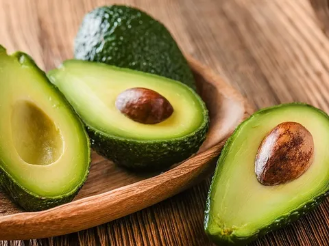 Mẹo bảo quản bơ chín tươi lâu không bị thâm nhũn, ai cũng dễ dàng thực hiện