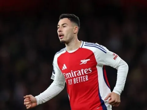 Martinelli sa sút, liệu Arsenal có nên đặt niềm tin vào Leao?