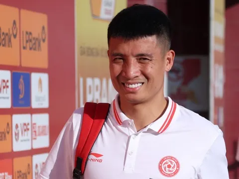 Hà Nội FC nhắm chiêu mộ Bùi Tiến Dũng từ Thể Công Viettel