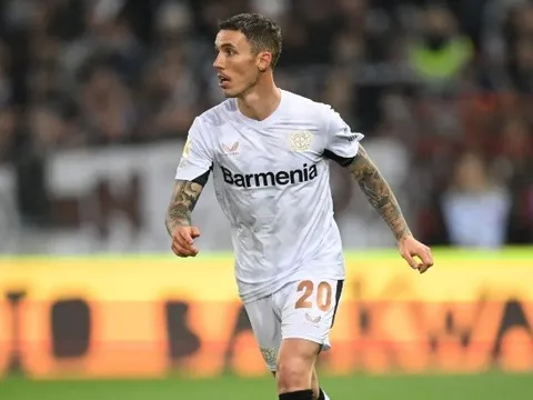 Grimaldo thừa nhận mơ khoác áo Real Madrid