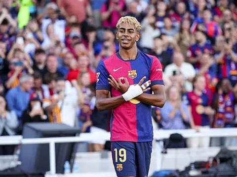 Tương lai Lamine Yamal buộc Barcelona thay đổi lộ trình phát triển