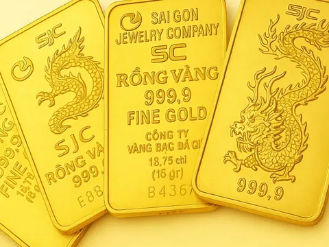 Vàng đảo chiều giữa bão thông tin: Nhà đầu tư chốt lời ồ ạt, giá thế giới “rớt thẳng đứng” gần 9 USD/ounce