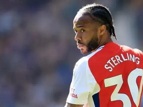 Sterling được khuyên đến Fulham sau quãng thời gian thất vọng ở Arsenal